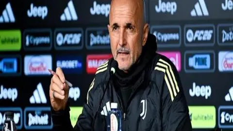 国乒力争双冠辉煌：王楚钦对决林诗栋，孙颖莎内战将至，王曼昱迎战新晋弟子